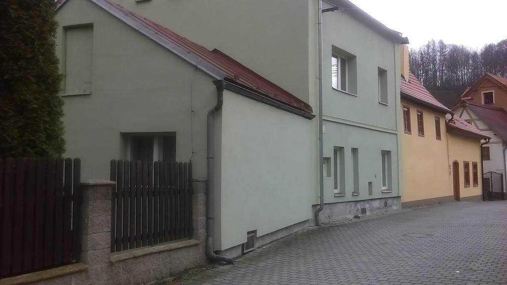 Apartment U Sarky Loket Exteriör bild